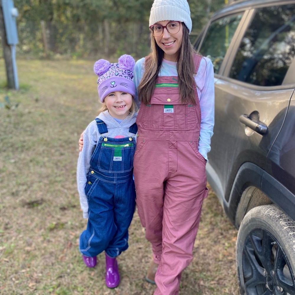 Meet your Posher, Dee